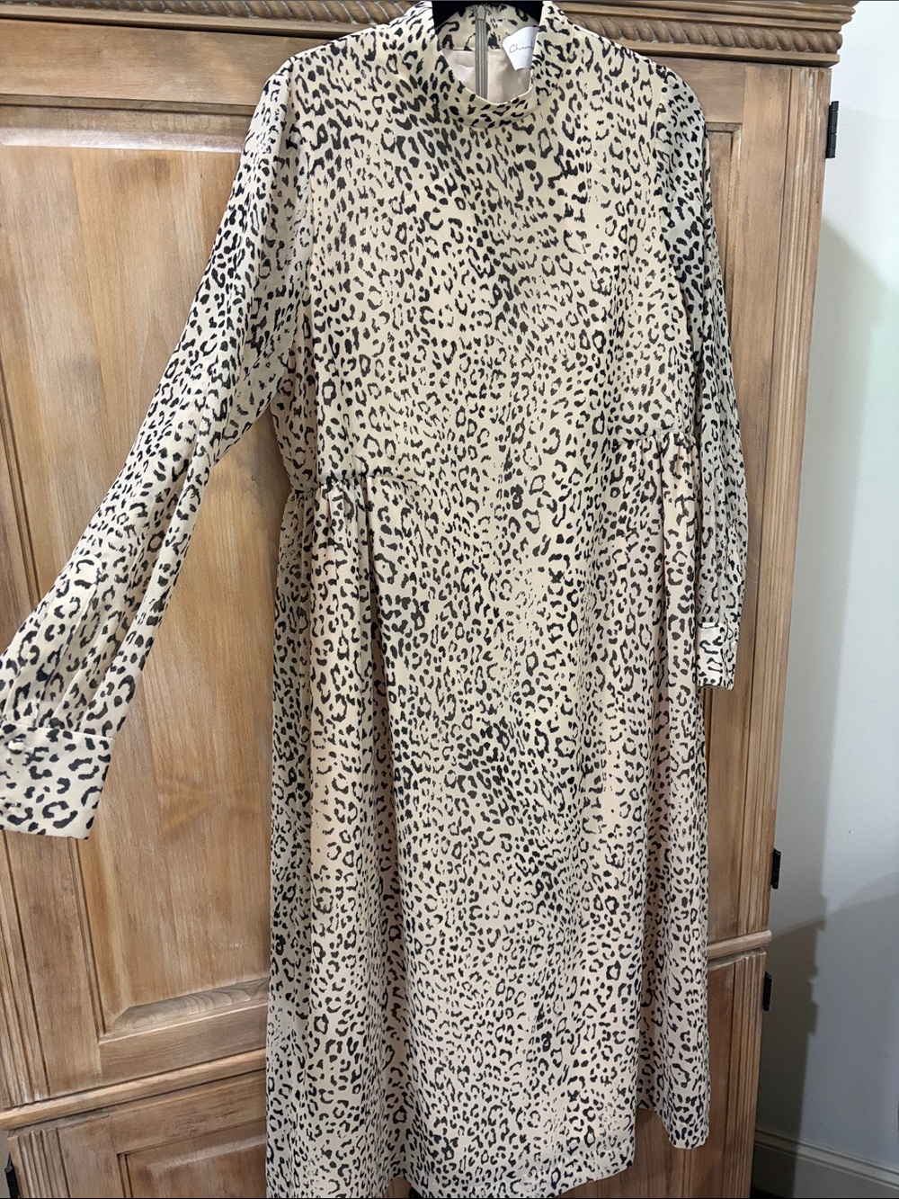 Charles Henry Beige and Black Leopard Print Long Sleeve Midi Dress